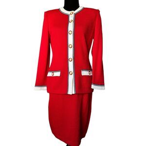 St.John Knit Beautiful Vintage 2 piece set Jacket and Skirt